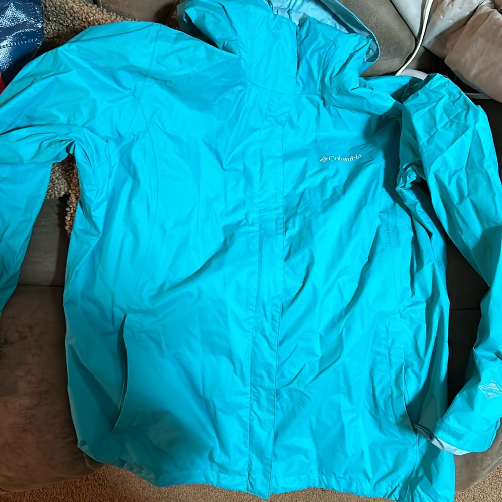 Columbia rain jacket